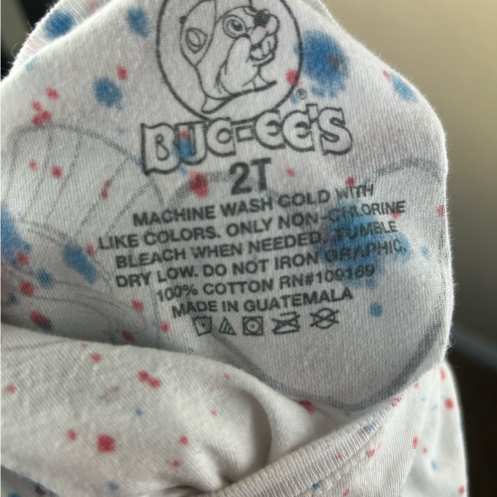 3/$10 Buccees Unisex 4of July Short Sleeve Tee Sz 2T - Picture 3 of 3